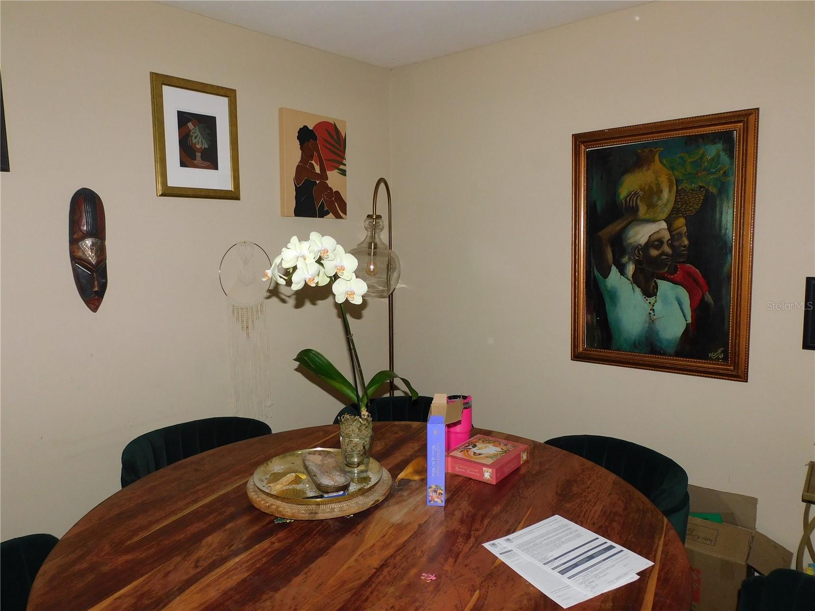 208 Afton Sq #307 Property Photo 14