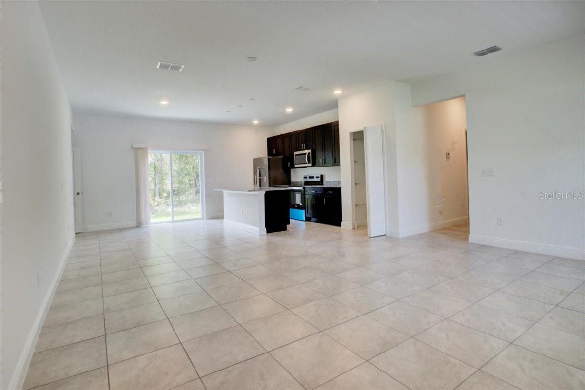 6952 Sw 152nd St Property Photo 3