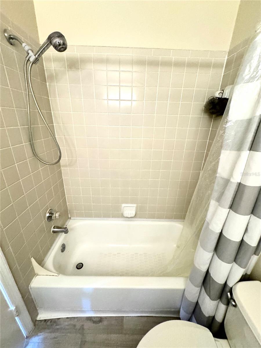 1059 S Hiawassee Rd #1824 Property Photo 17
