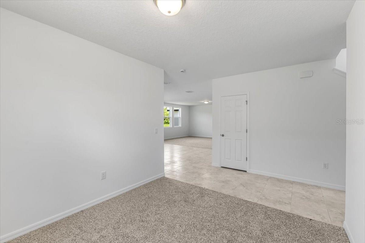 3198 Viceroy Ct Property Photo 17