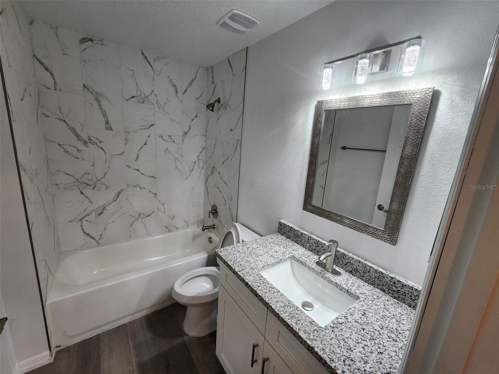 2220 Church St Property Photo 23