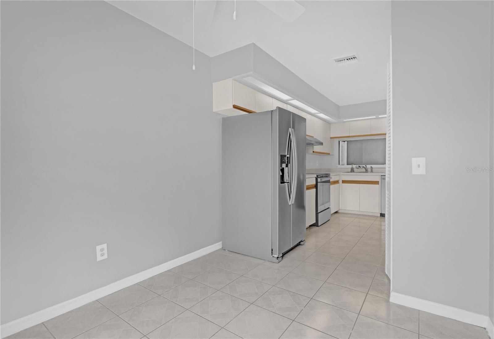 2384 Sun Valley Cir Property Photo 11