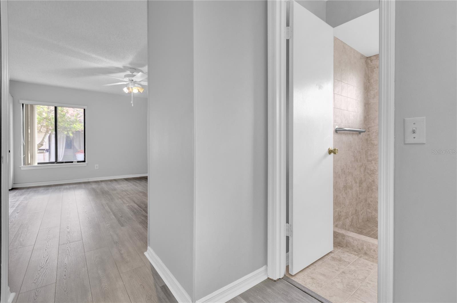 2384 Sun Valley Cir Property Photo 18
