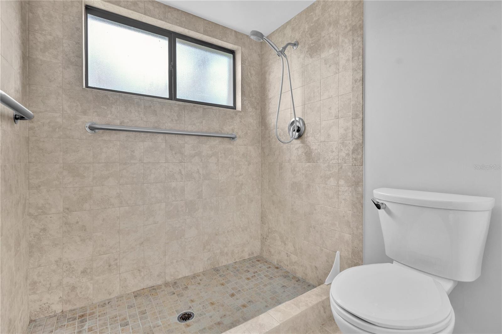 2384 Sun Valley Cir Property Photo 19