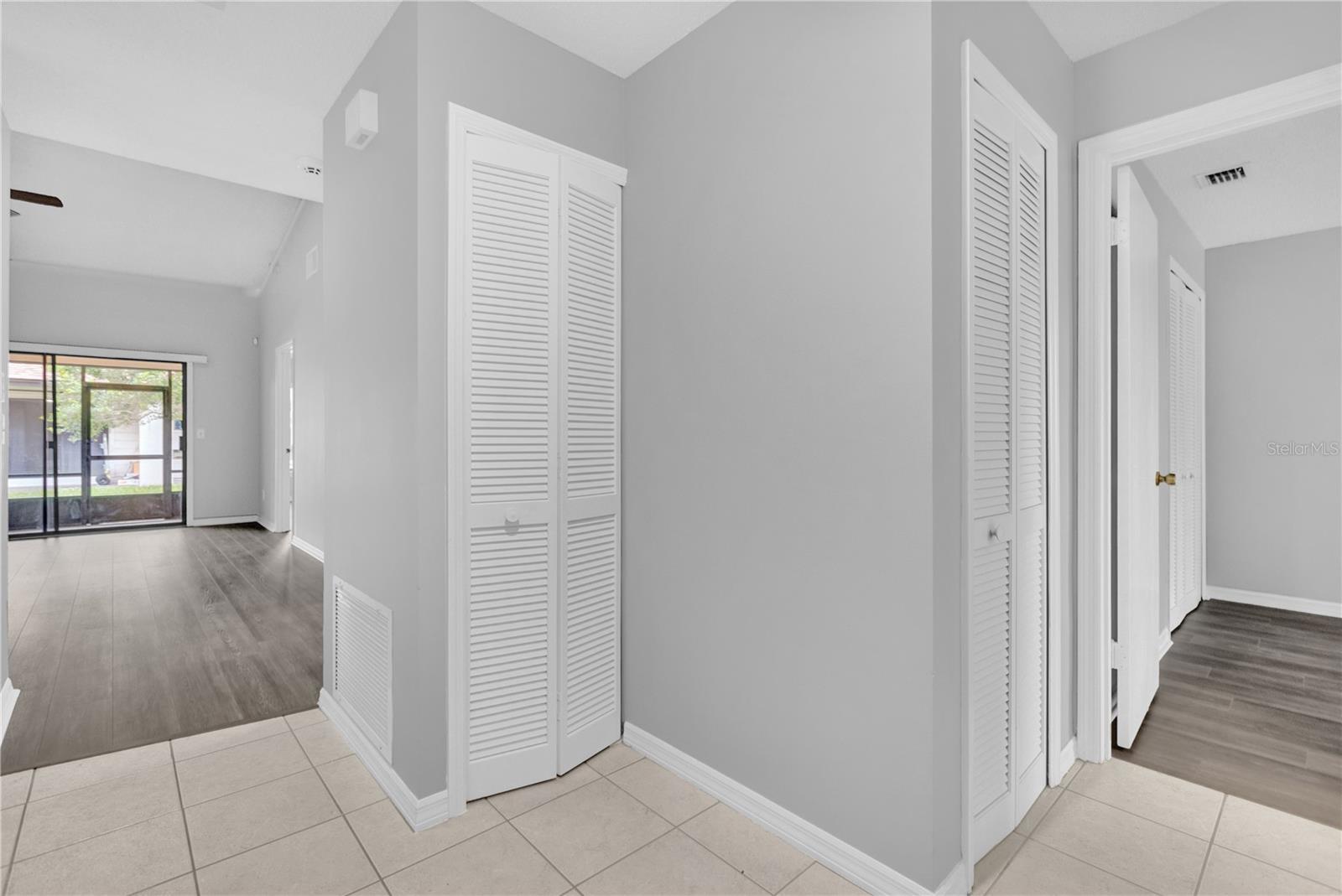 2384 Sun Valley Cir Property Photo 20