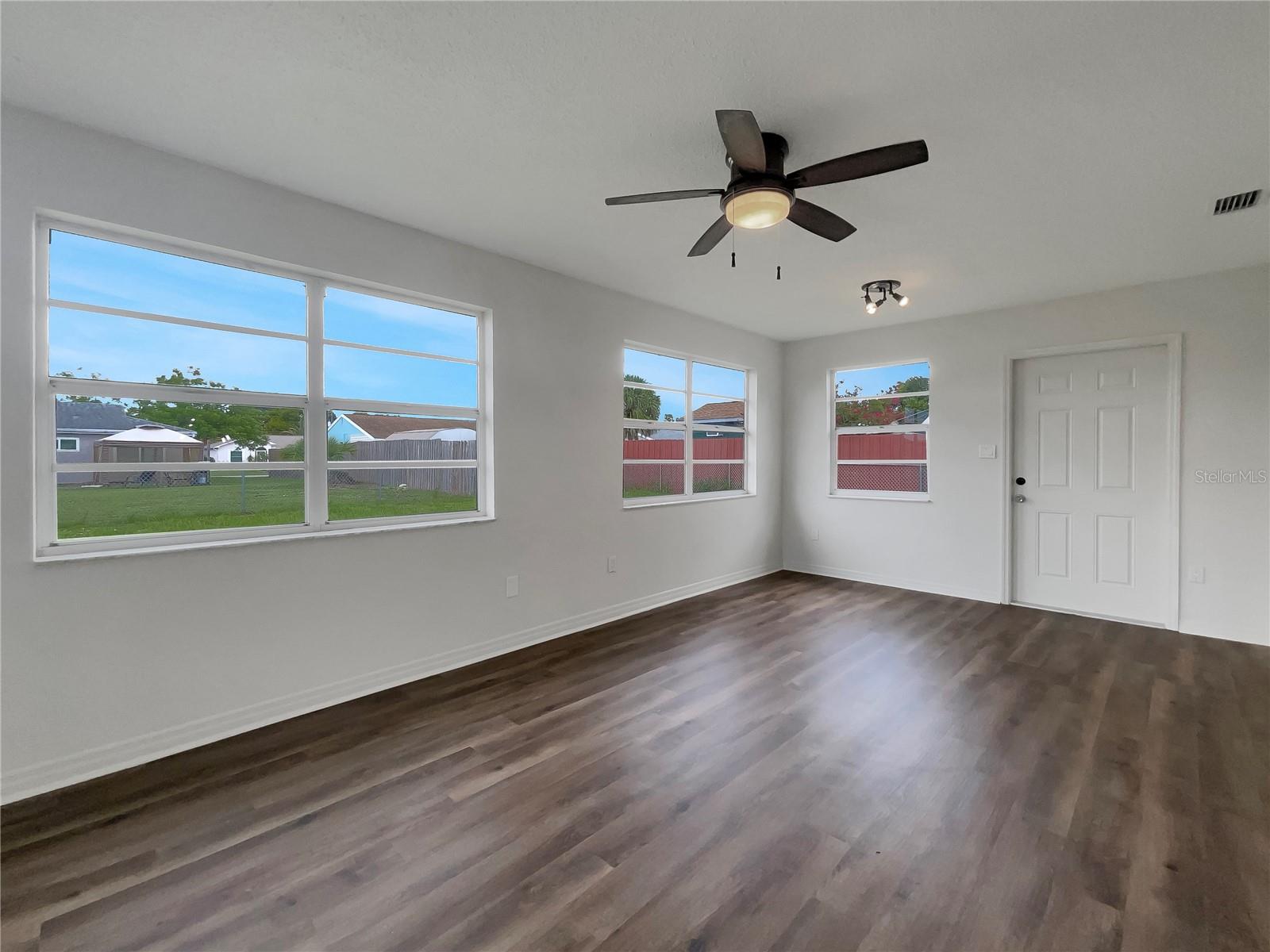 8188 San Jacinto Ave Property Photo 11