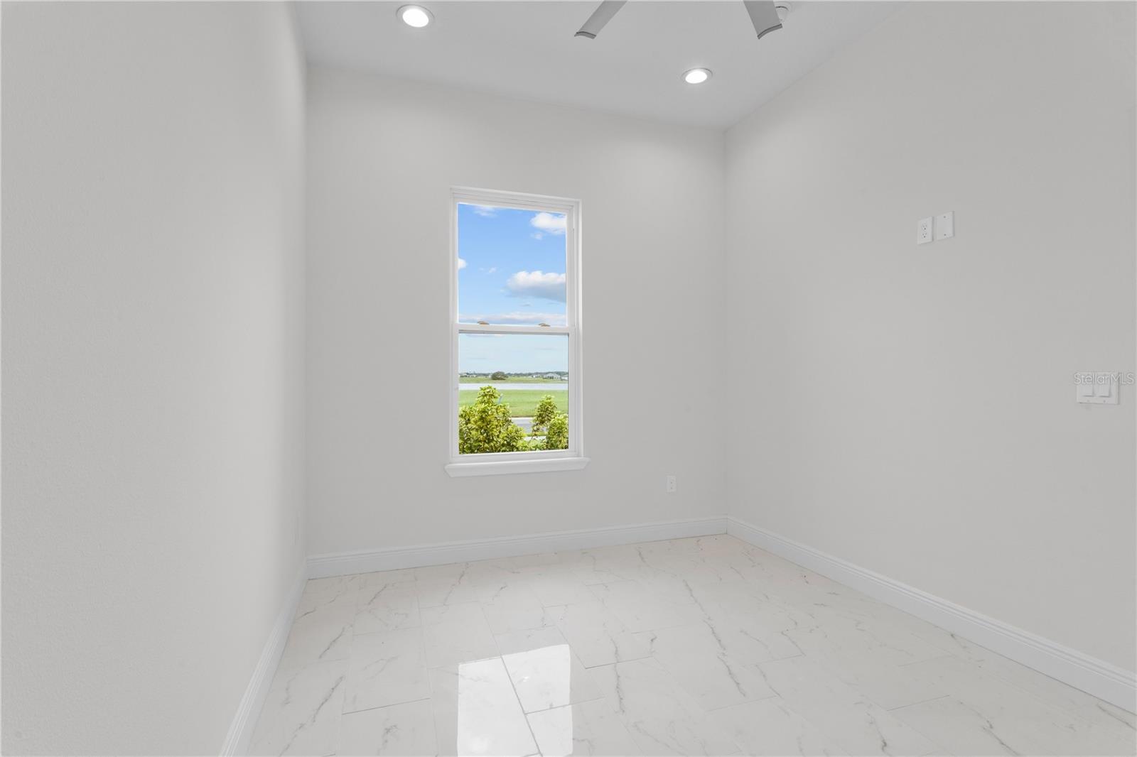 169 Valencia Ridge Dr Property Photo 31