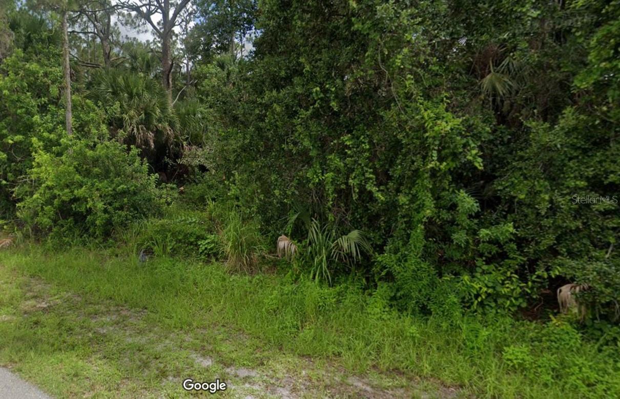 Canoe Ln Property Photo