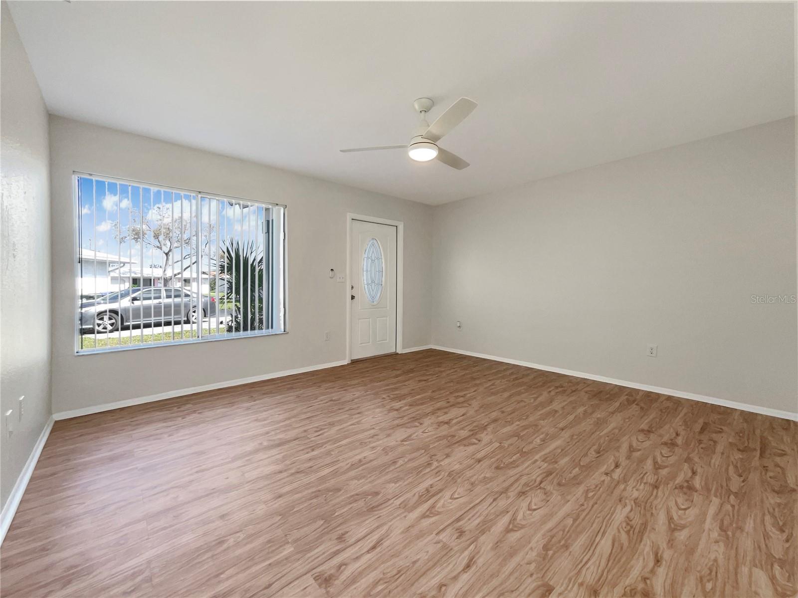 8381 Chelsea Ct Property Photo 3