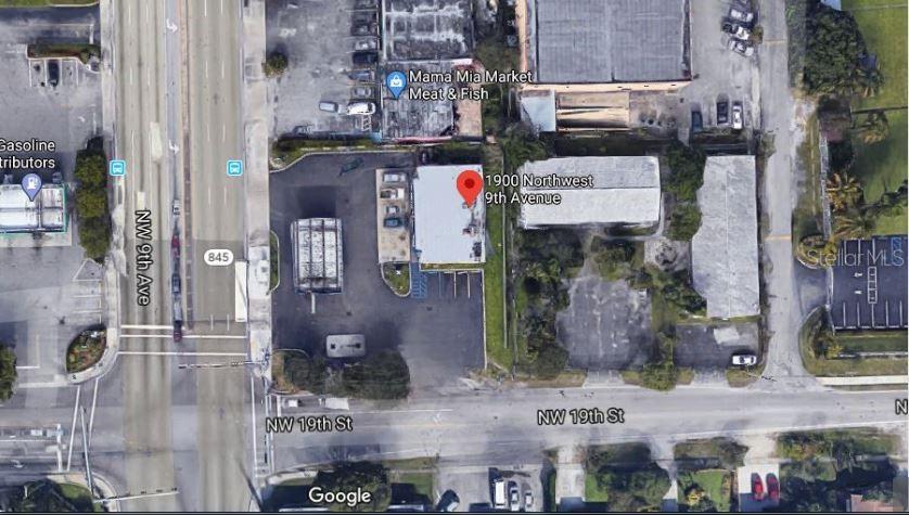 1900 Nw 9th Ave Property Photo 3