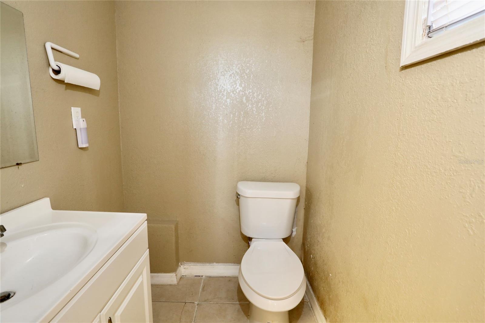 240 S 1st St Property Photo 16