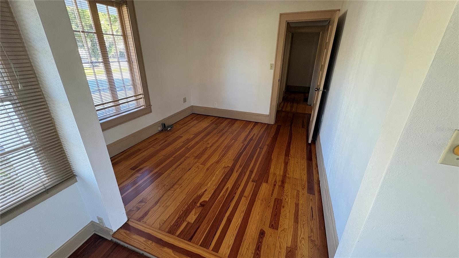 122 N St. Clair Abrams Ave Property Photo 5