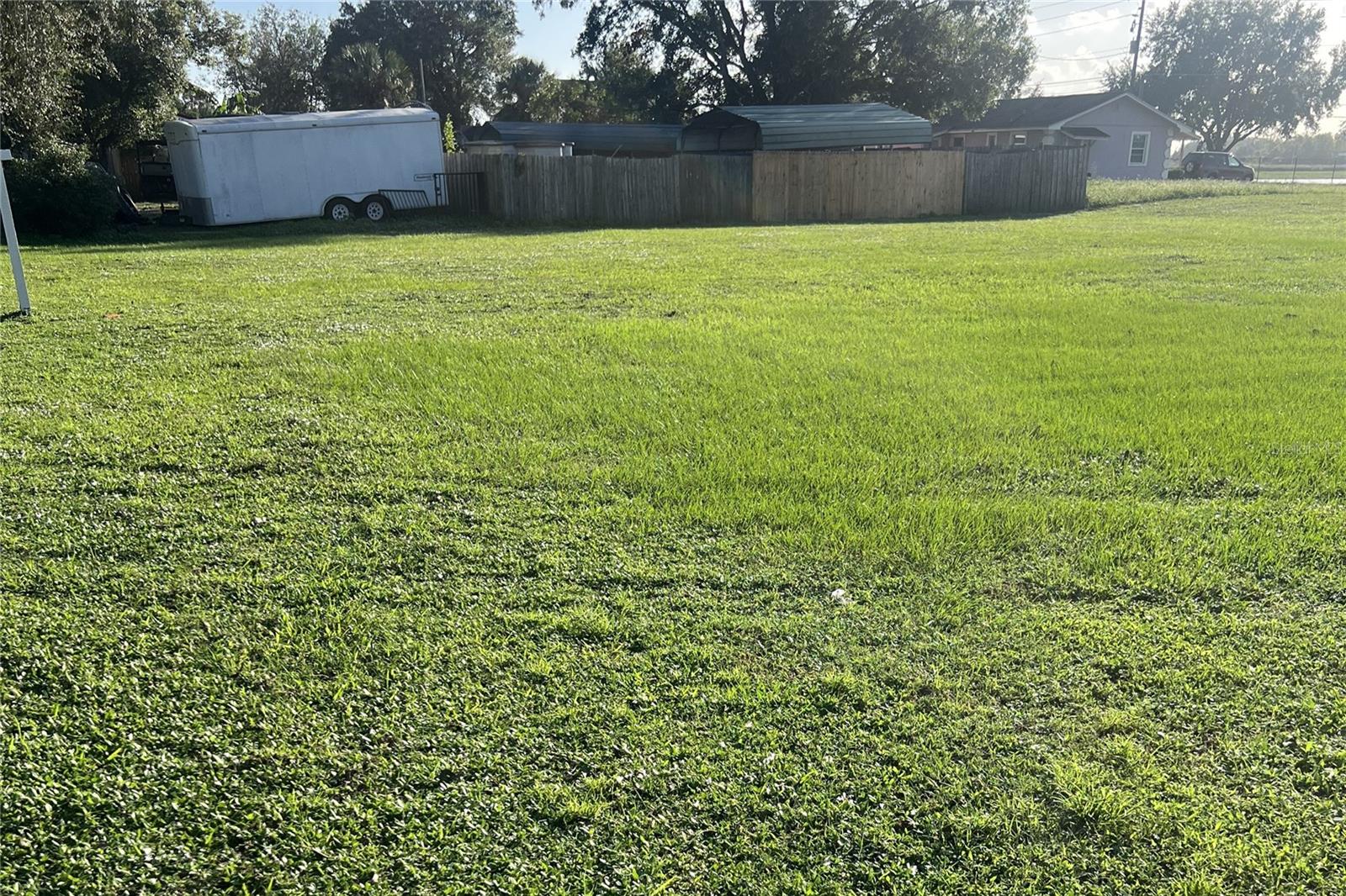Dixie, Lot 17 Ave Property Photo 2