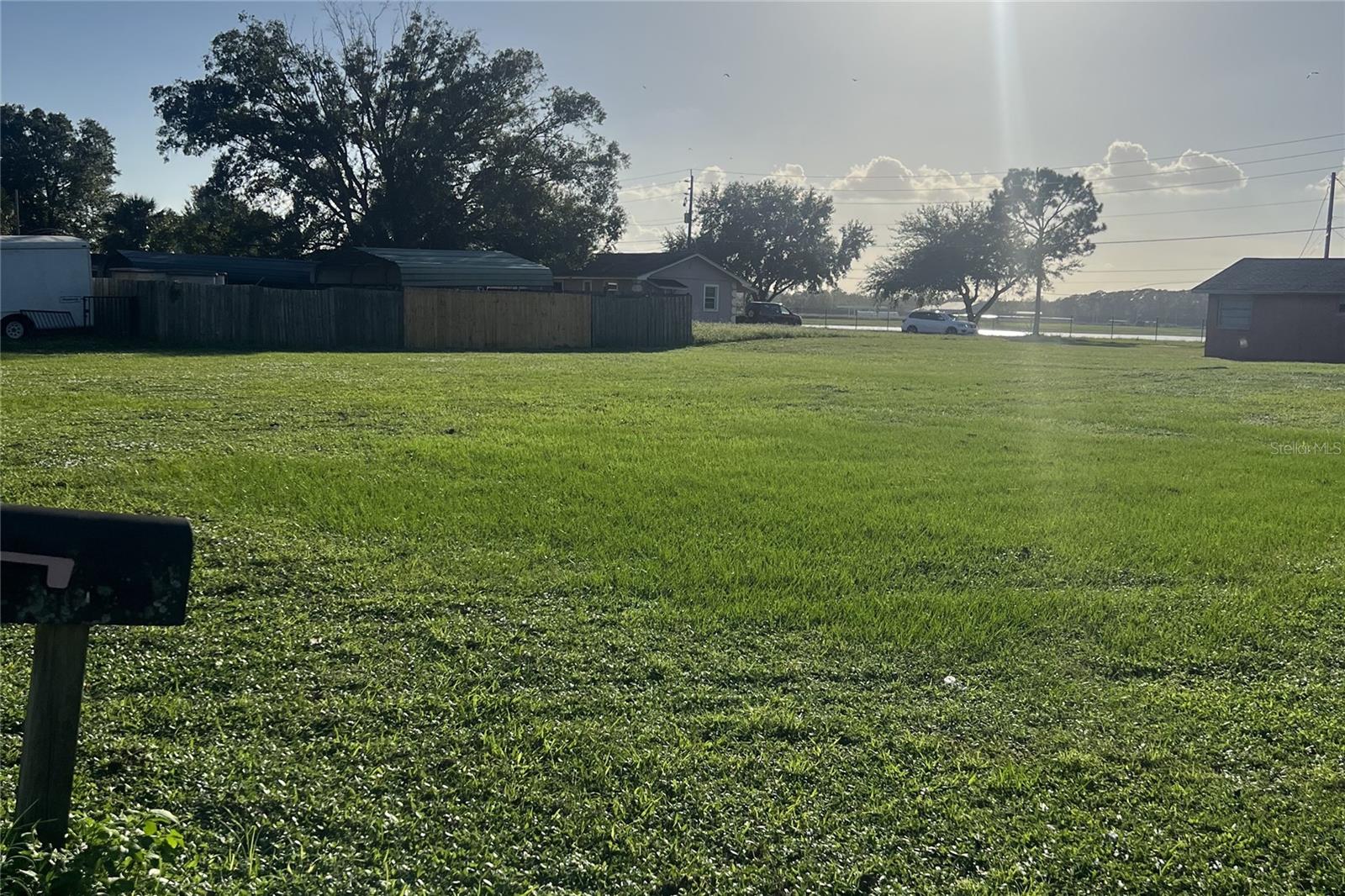Dixie, Lot 17 Ave Property Photo 3