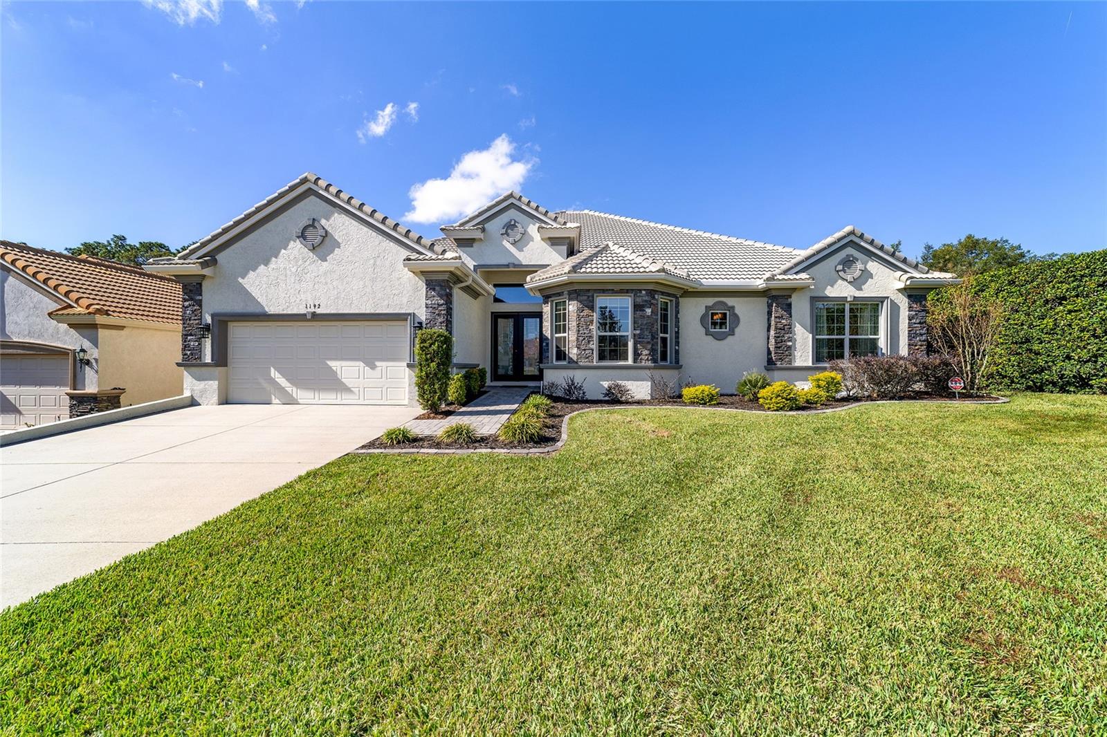 1192 N Hunt Club Dr Property Photo 8