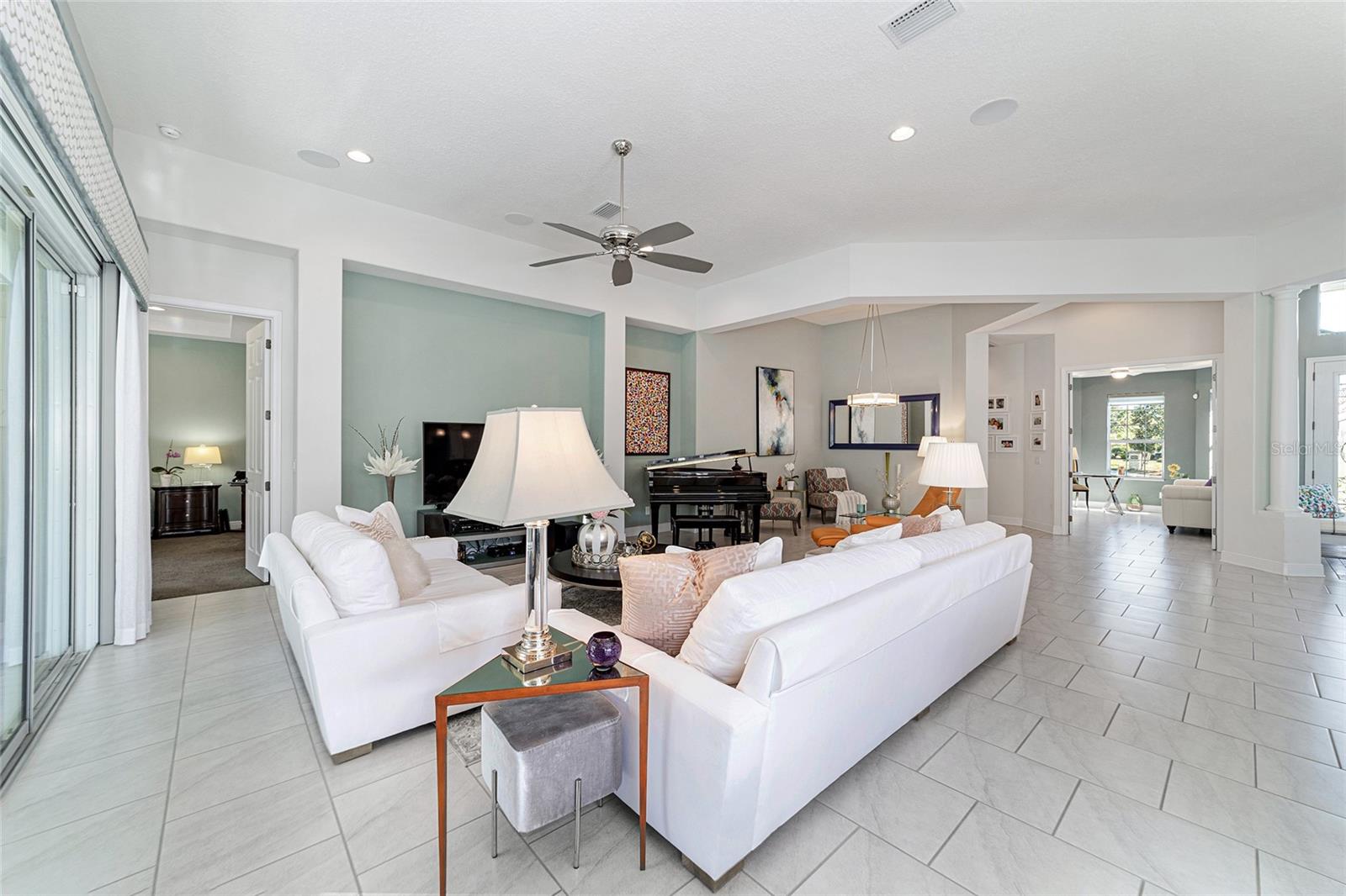 1192 N Hunt Club Dr Property Photo 23