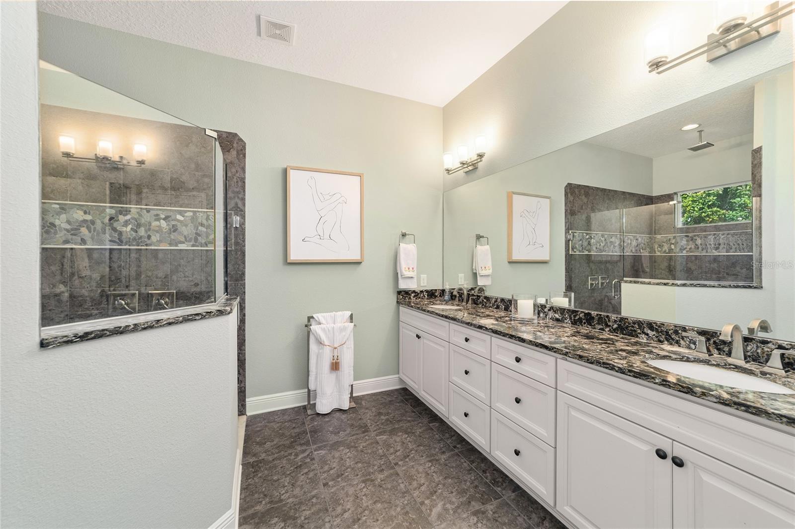 1192 N Hunt Club Dr Property Photo 39