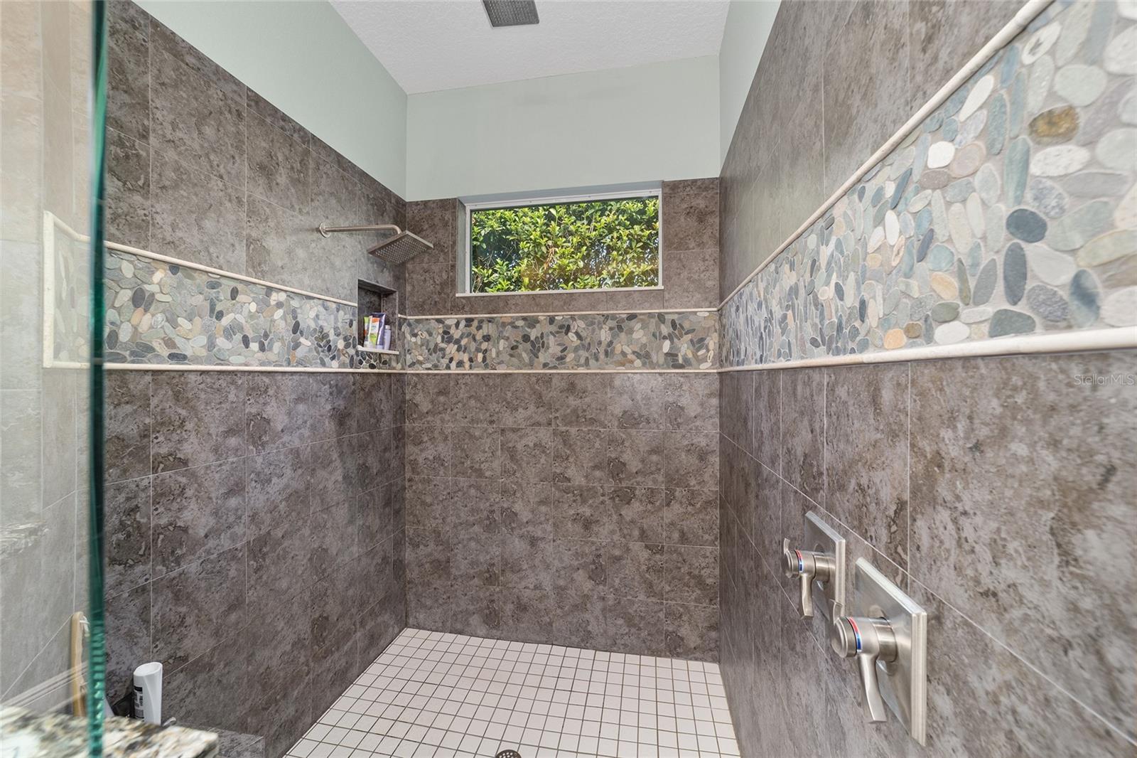1192 N Hunt Club Dr Property Photo 40