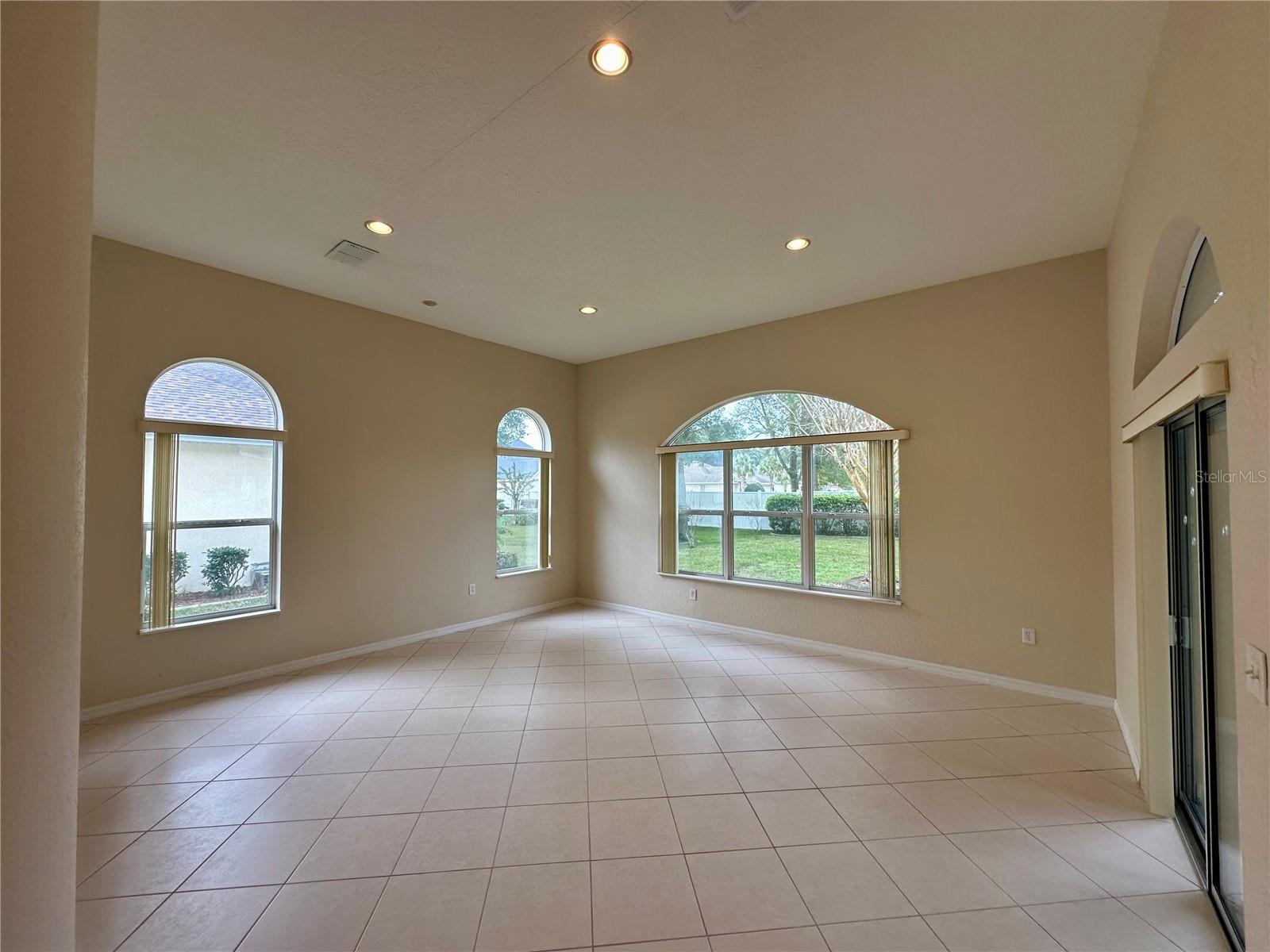 10838 Sw 71st Cir Property Photo 4