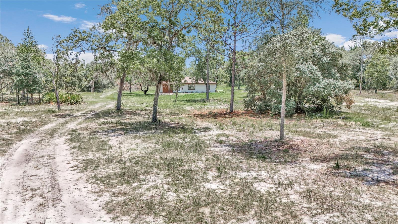 10655 N Party Ave Property Photo 7