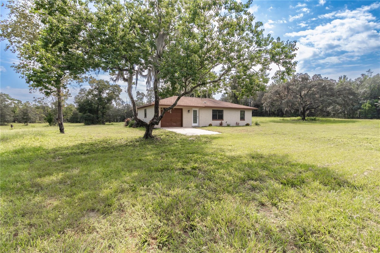 10655 N Party Ave Property Photo 8
