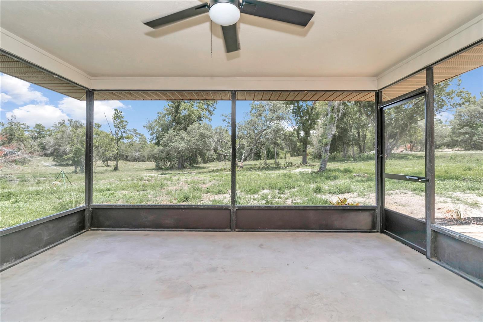 10655 N Party Ave Property Photo 15