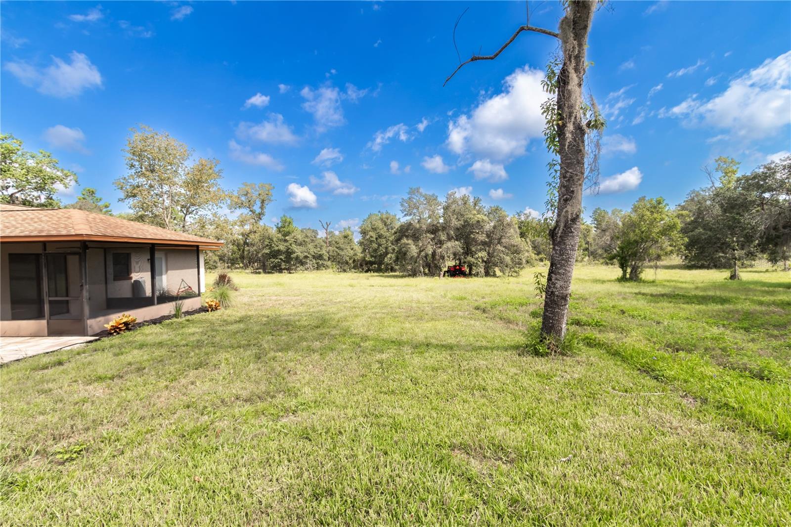 10655 N Party Ave Property Photo 17
