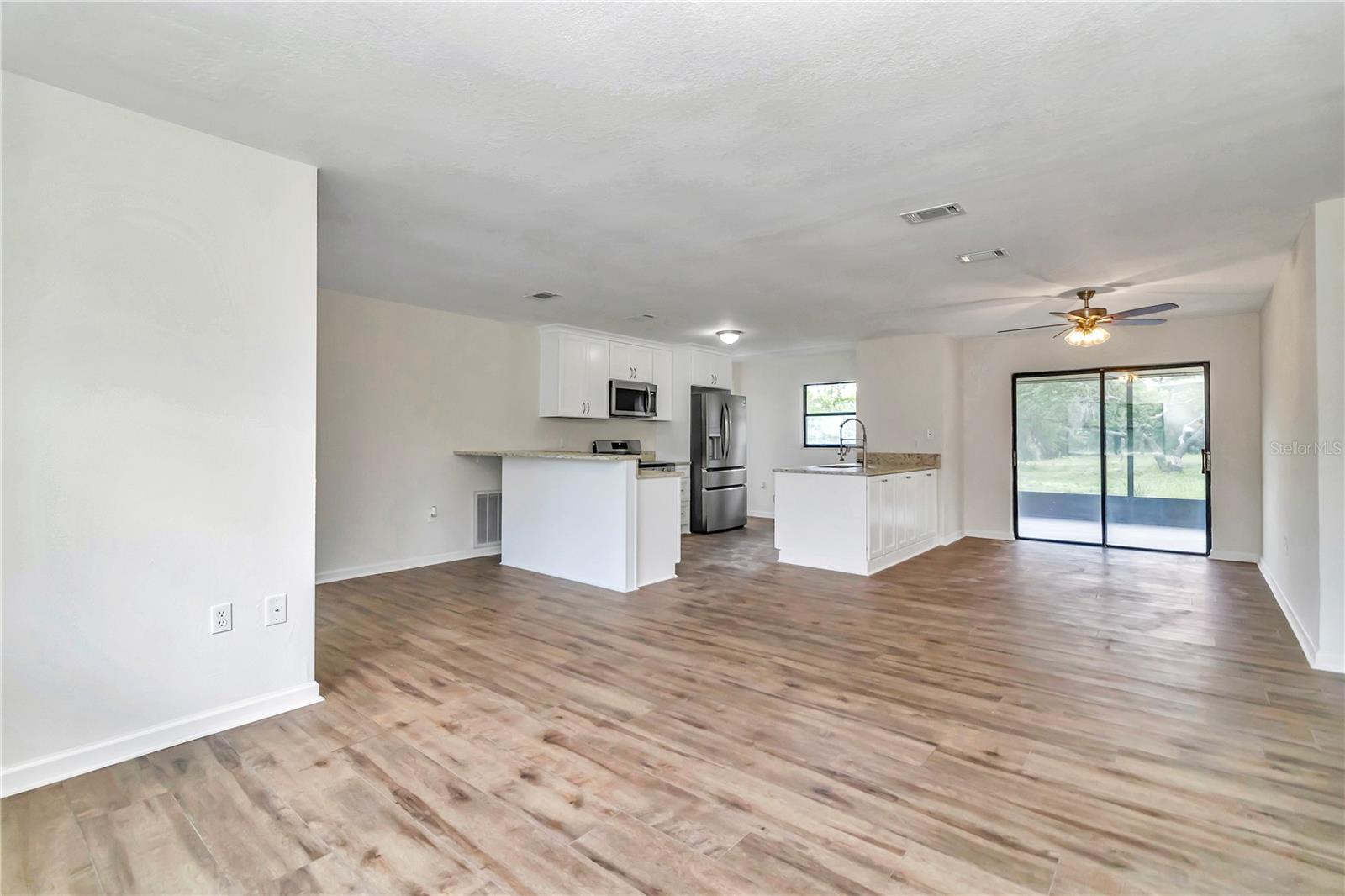 10655 N Party Ave Property Photo 24