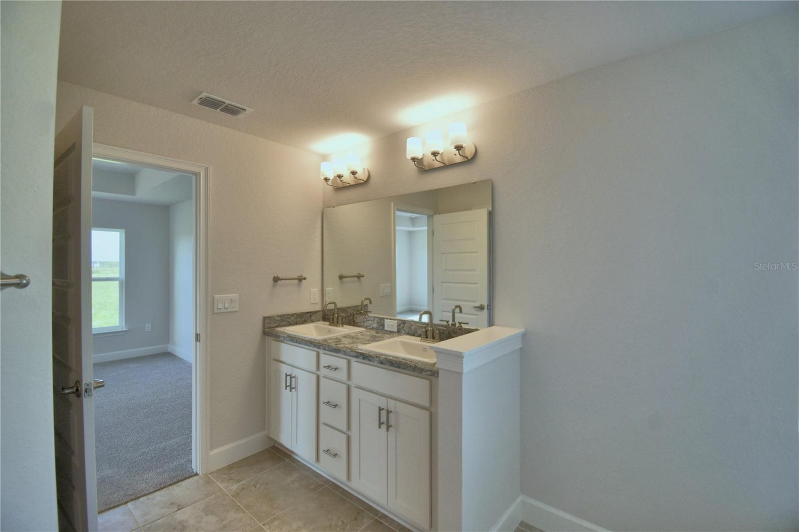 4065 Tullamore Ln Property Photo 40
