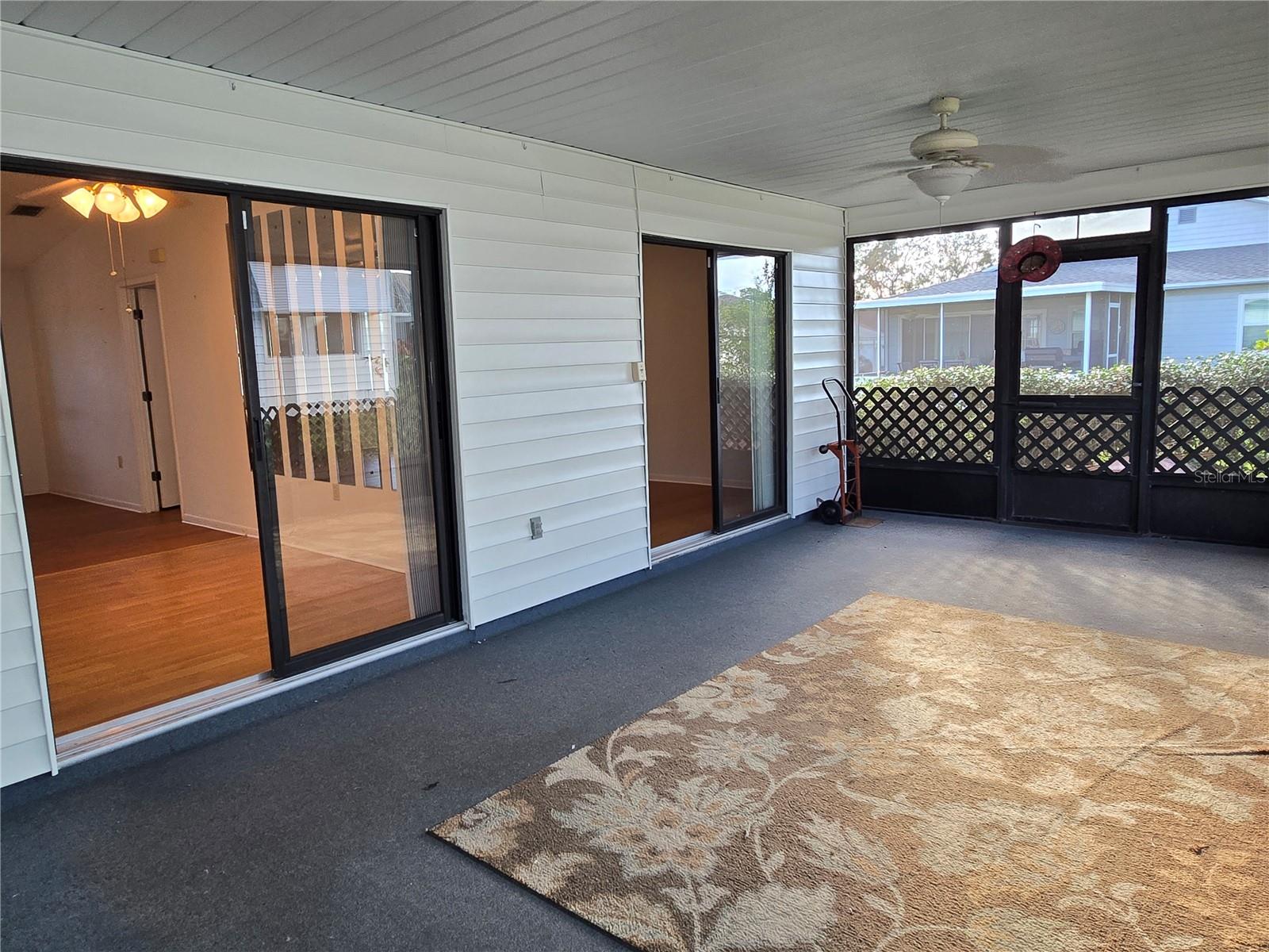 3130 Prairie Dunes Cir W Property Photo 17