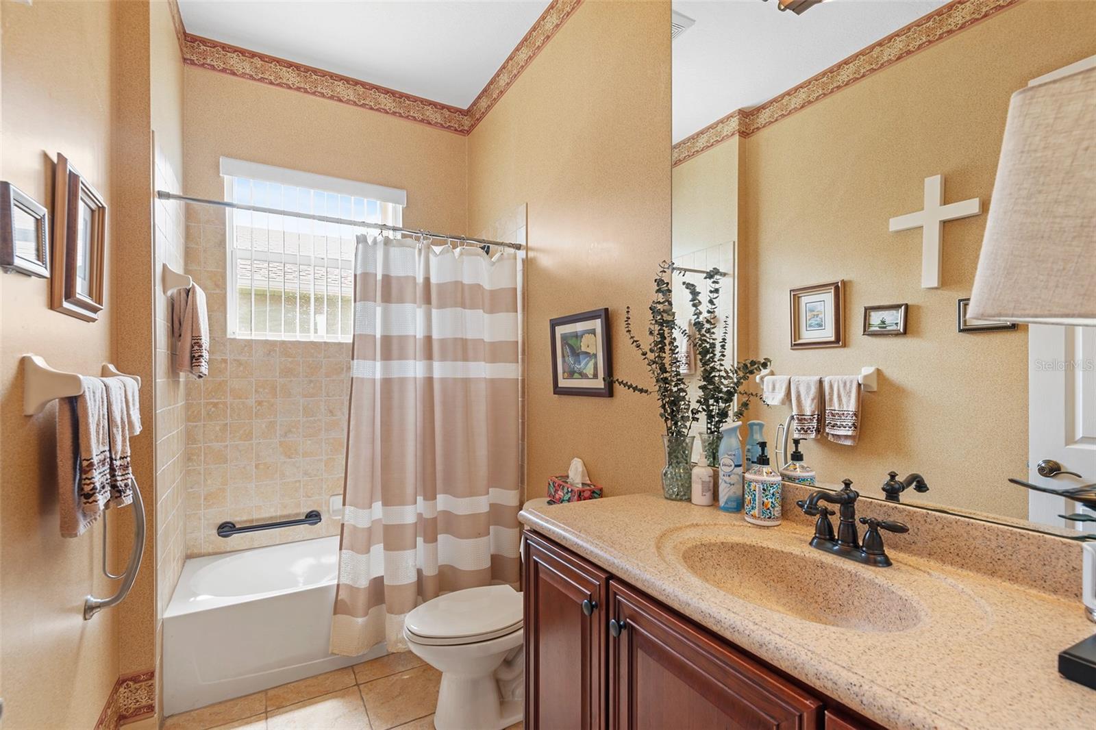 4496 Strathmore Dr Property Photo 26