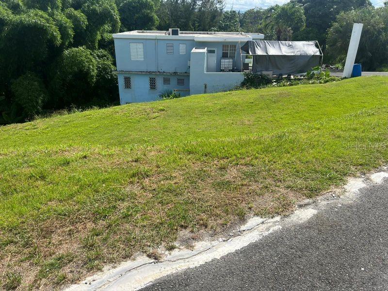 Carr 926 Property Photo 4