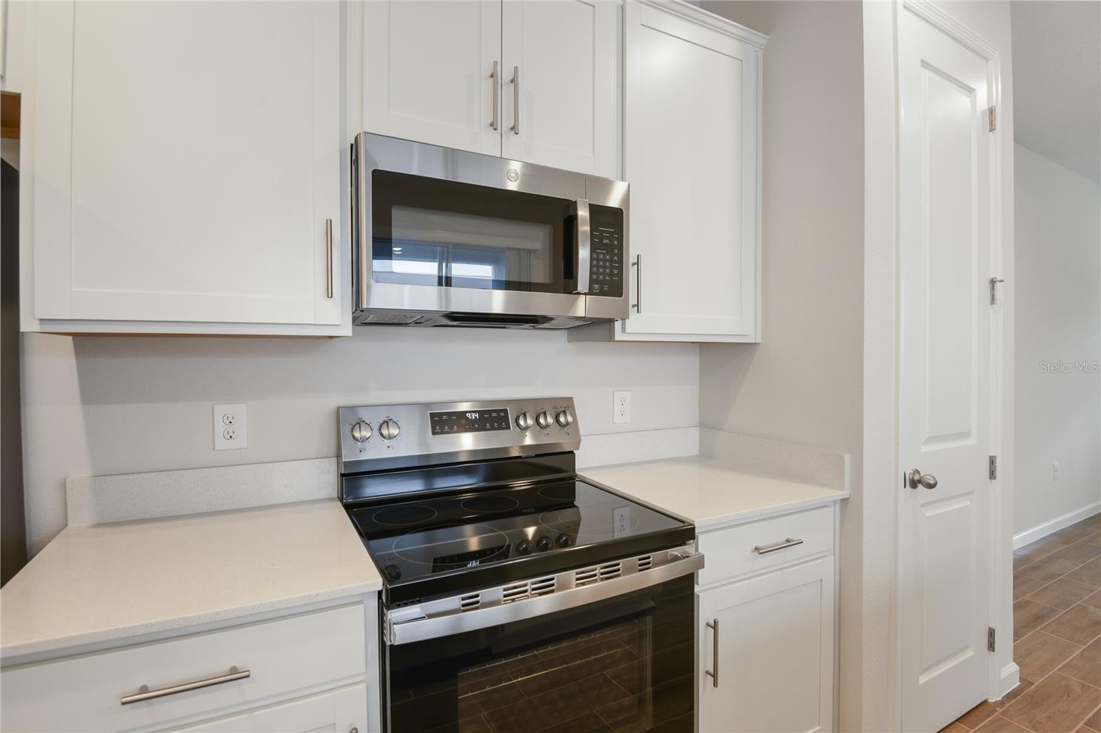 1520 Erin Breeze Ln Property Photo 7