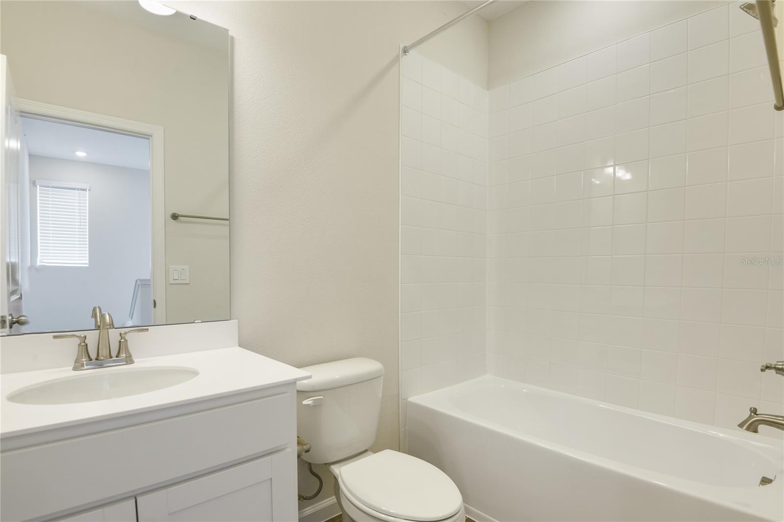 1520 Erin Breeze Ln Property Photo 13