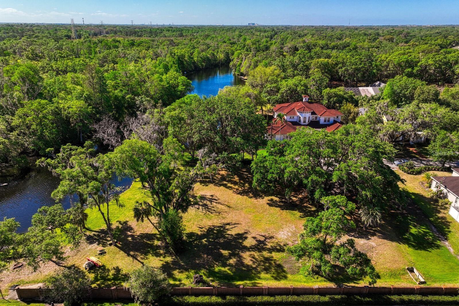 7810 Terrace Oaks Ct Property Photo 17