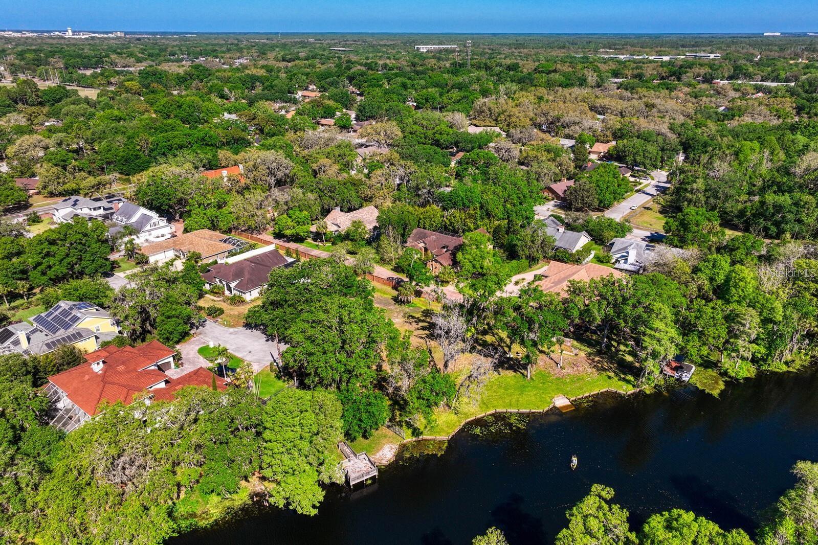 7810 Terrace Oaks Ct Property Photo 32