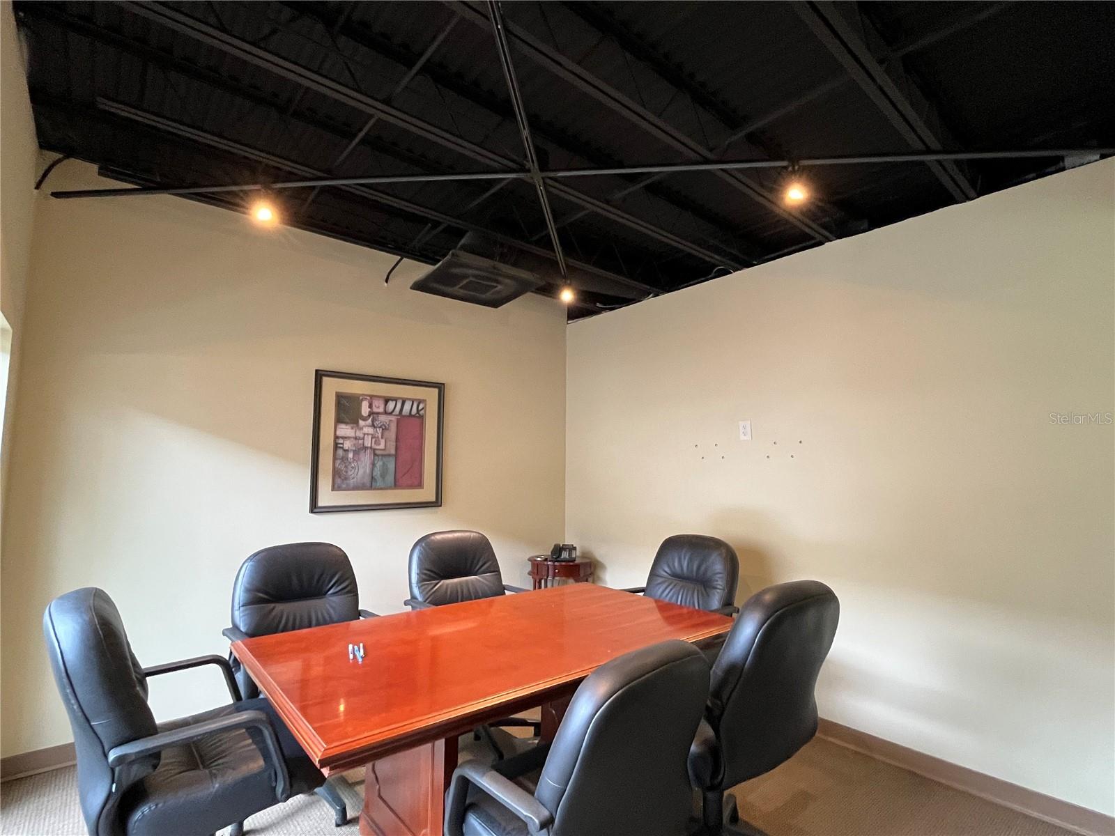 3333 W Kennedy Blvd #203 & 204 Property Photo 11