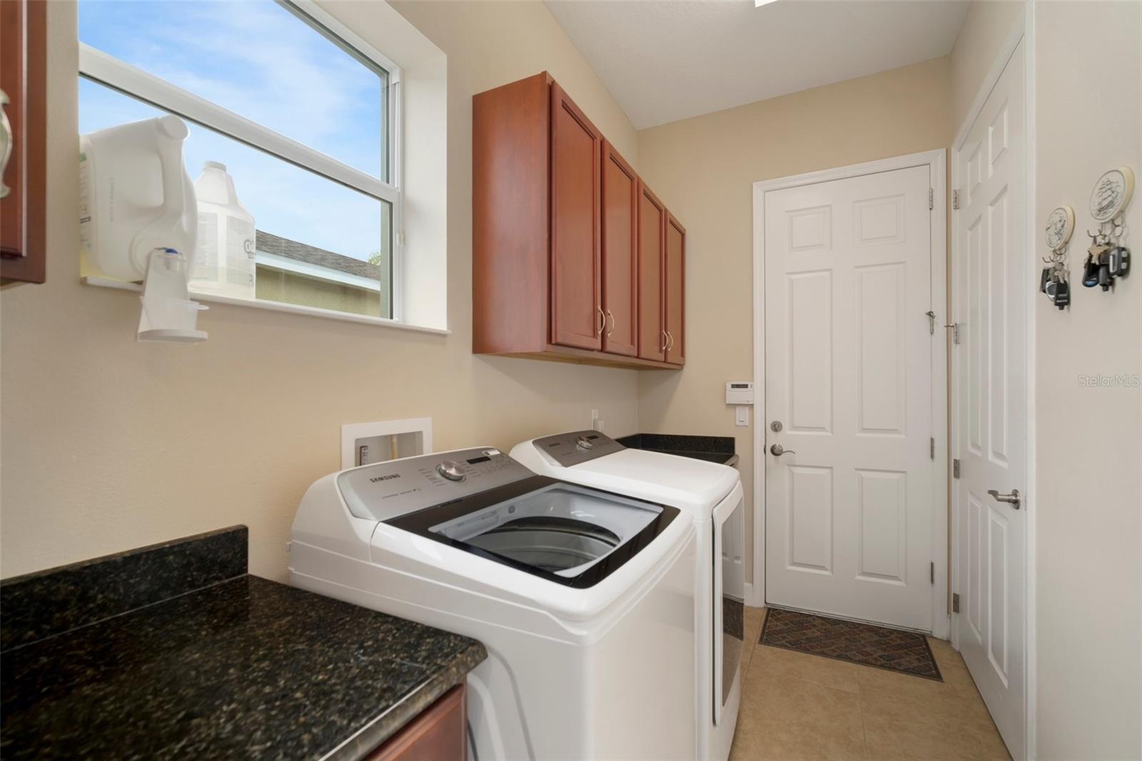328 Siena Vista Pl Property Photo 29