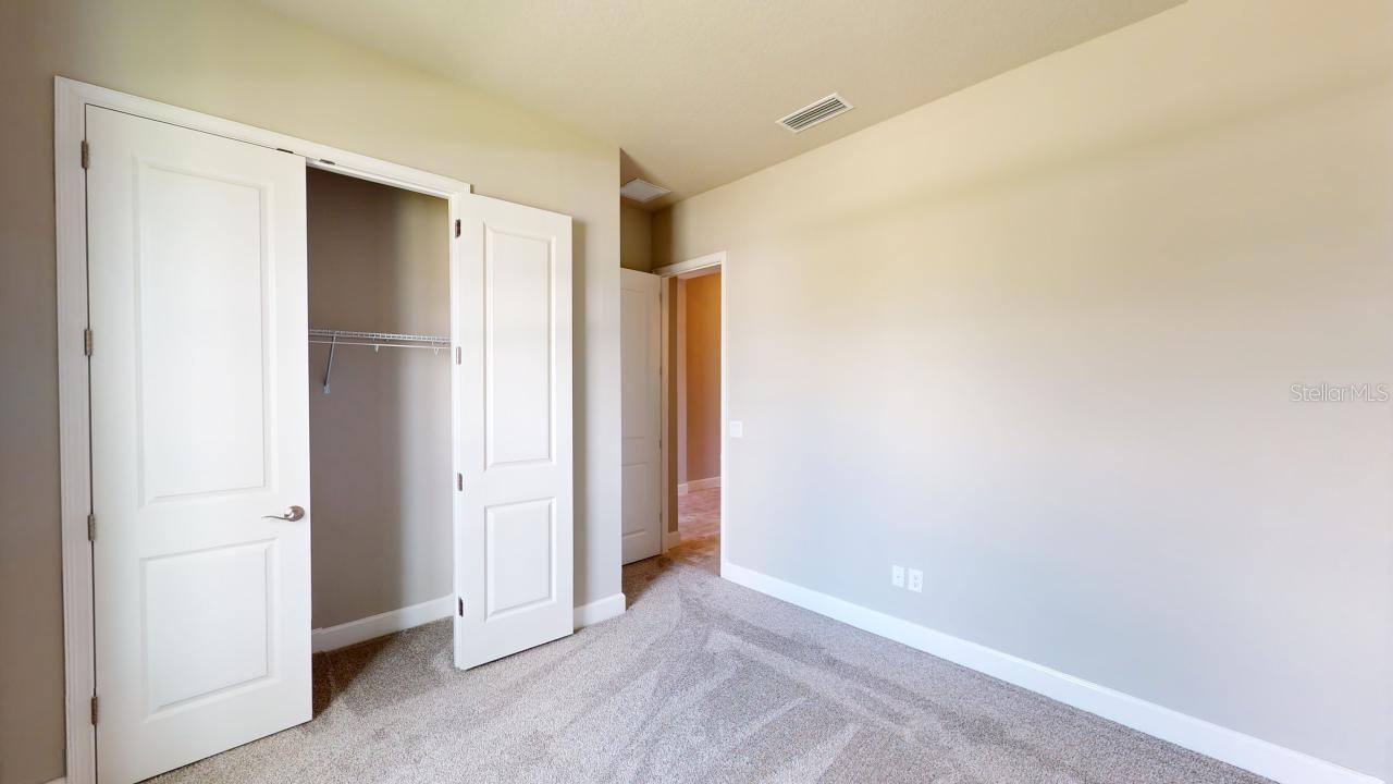 128 Mosaic Blvd Property Photo 13
