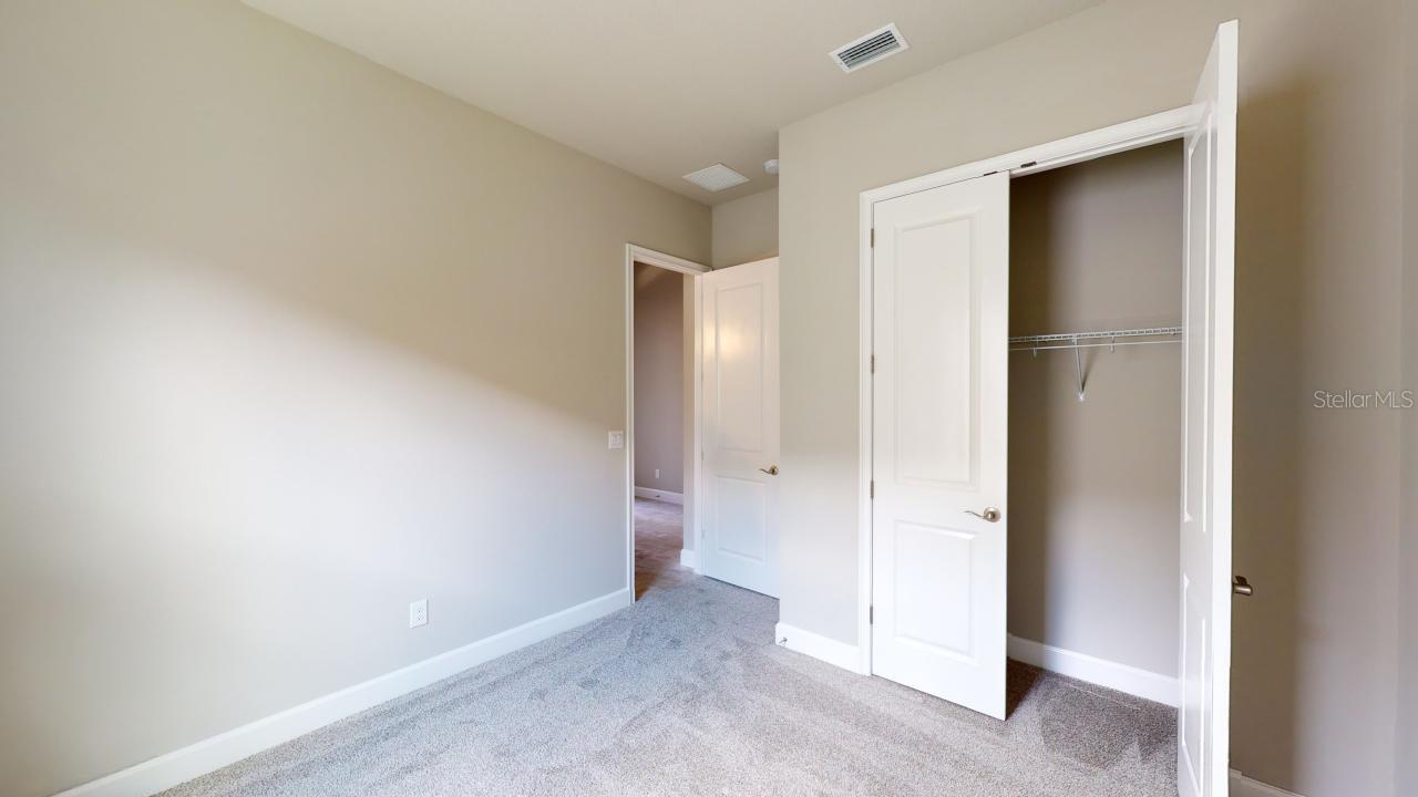 128 Mosaic Blvd Property Photo 16
