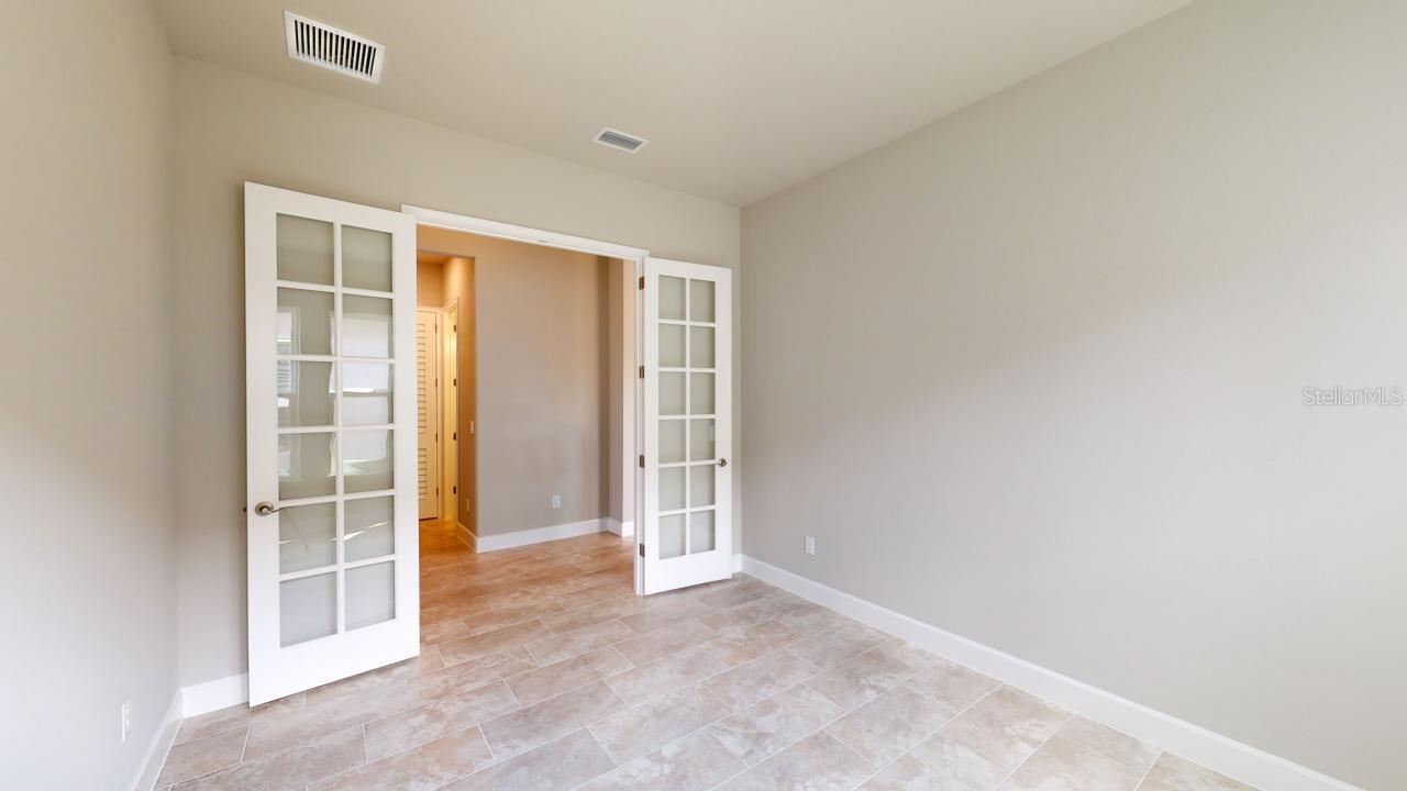 128 Mosaic Blvd Property Photo 19