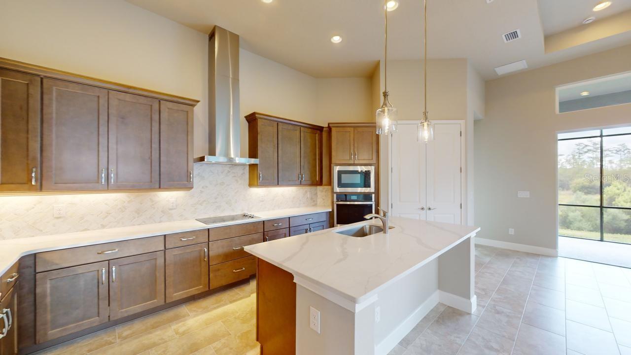 128 Mosaic Blvd Property Photo 20