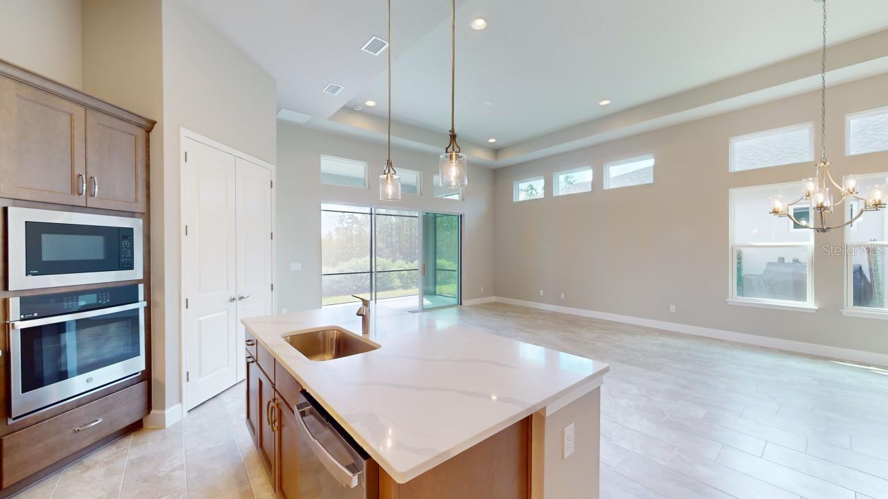 128 Mosaic Blvd Property Photo 21
