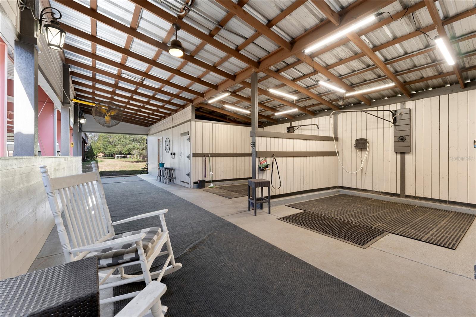 15701 Race Track Rd Property Photo 11