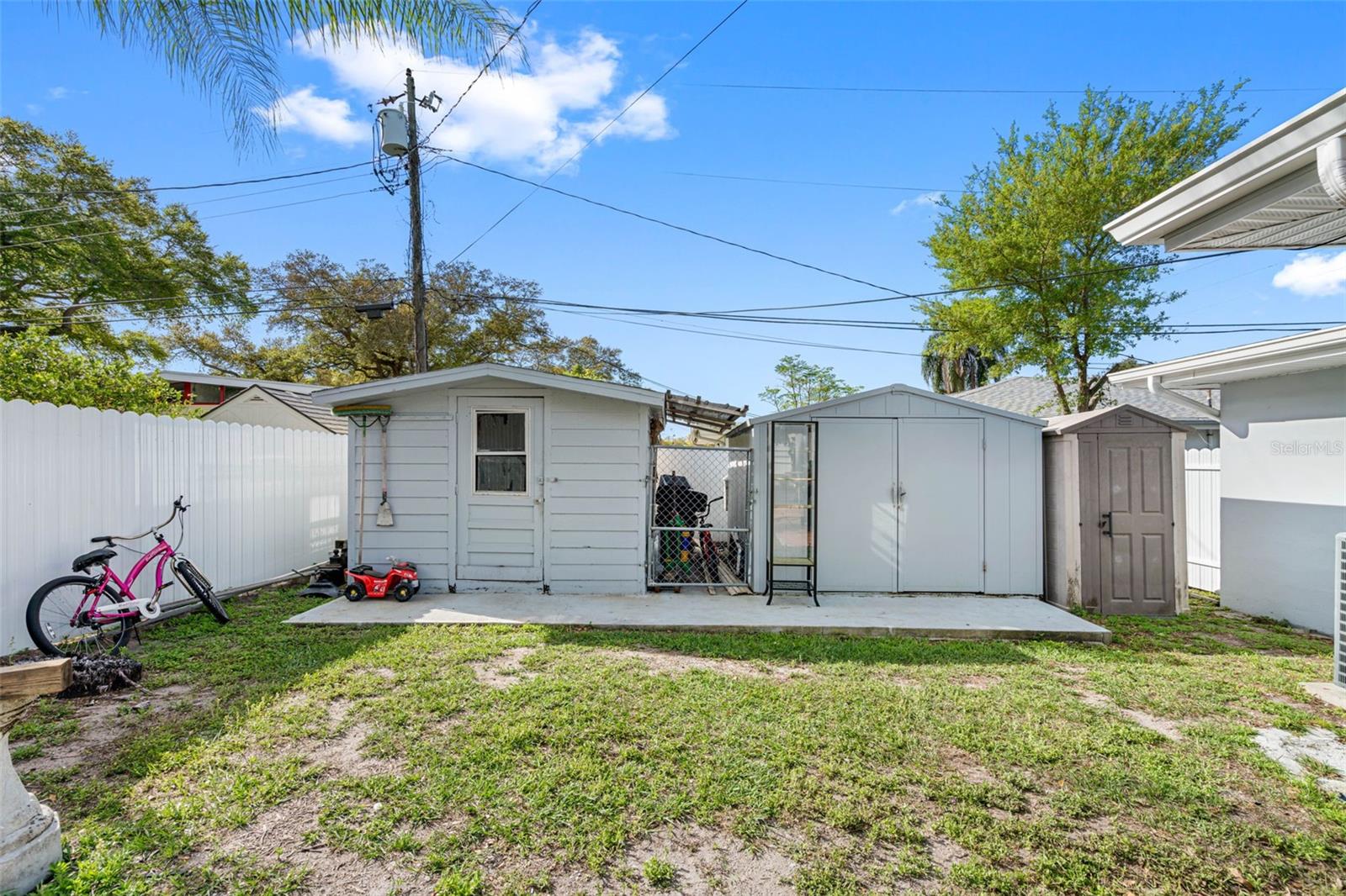 1215 S Keene Rd Property Photo 43