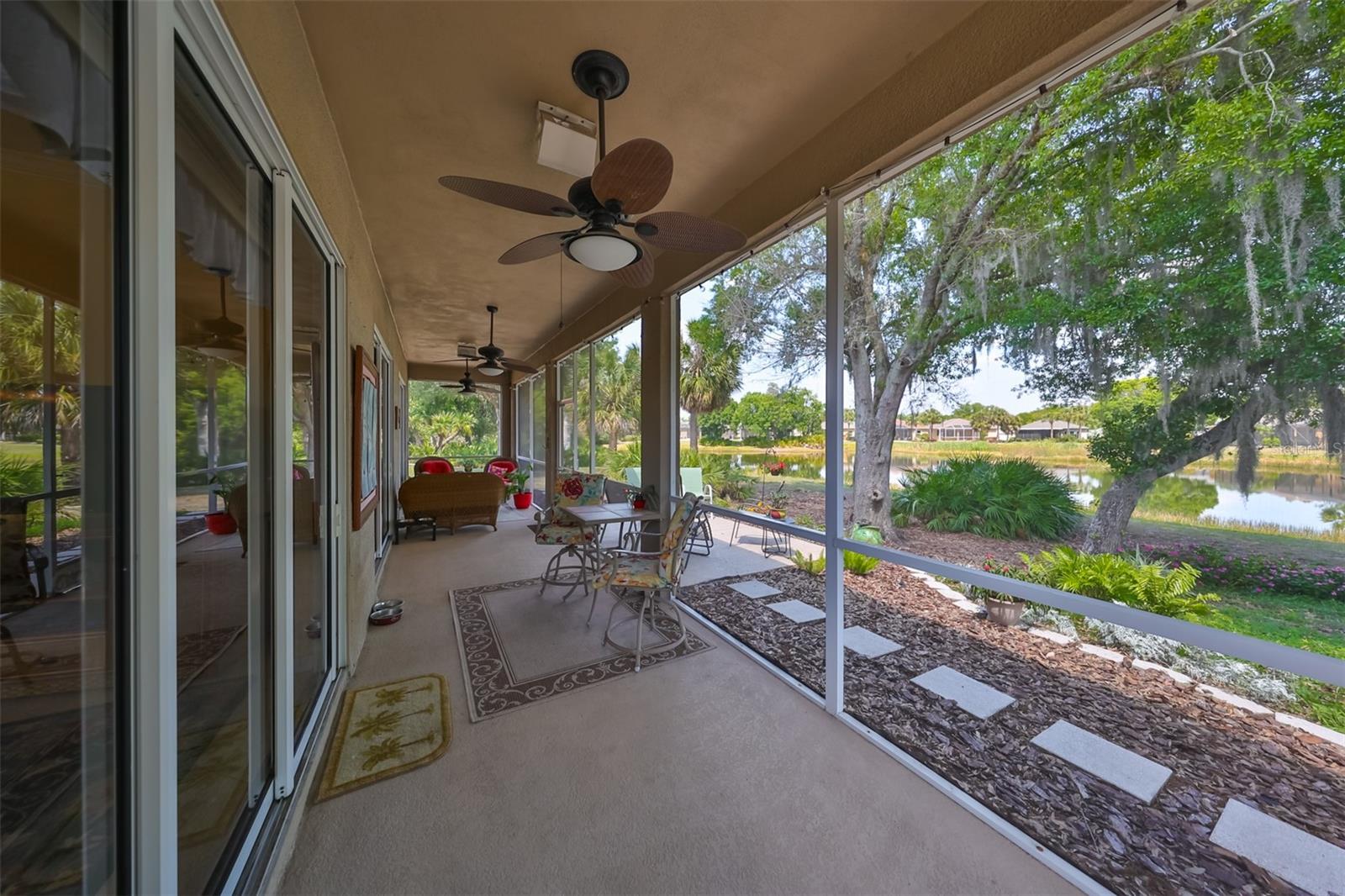804 Regal Manor Way Property Photo 6