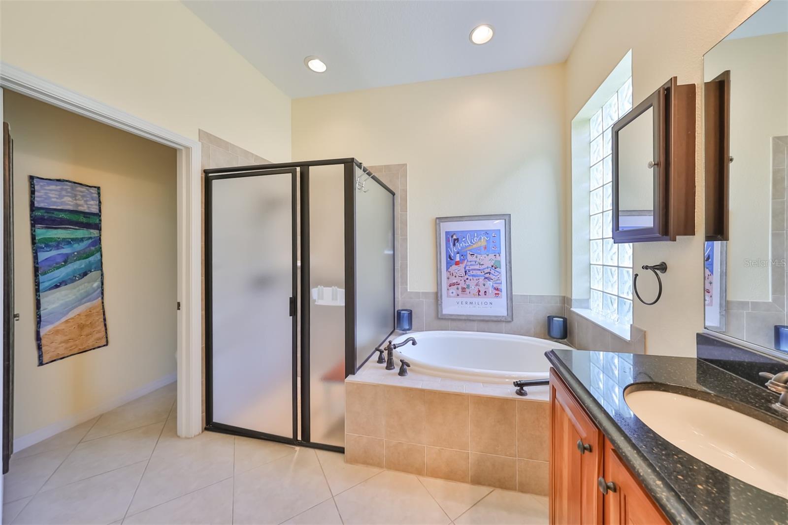804 Regal Manor Way Property Photo 25