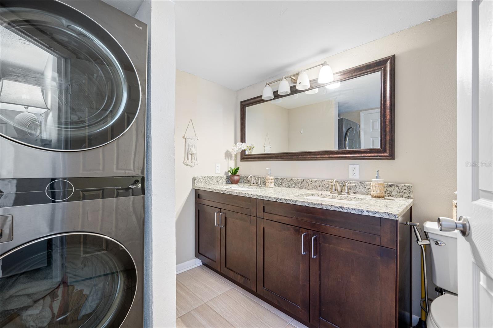 5712 Biscayne Ct #105 Property Photo 26