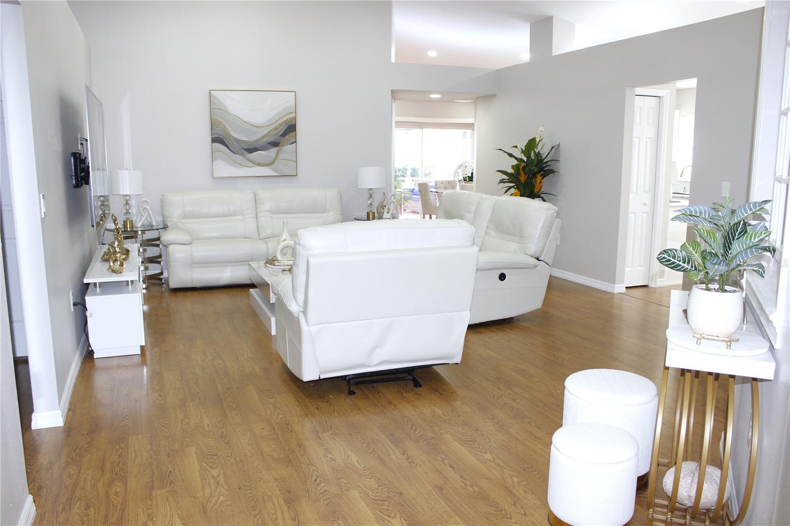 13451 Knotty Ln Property Photo 12