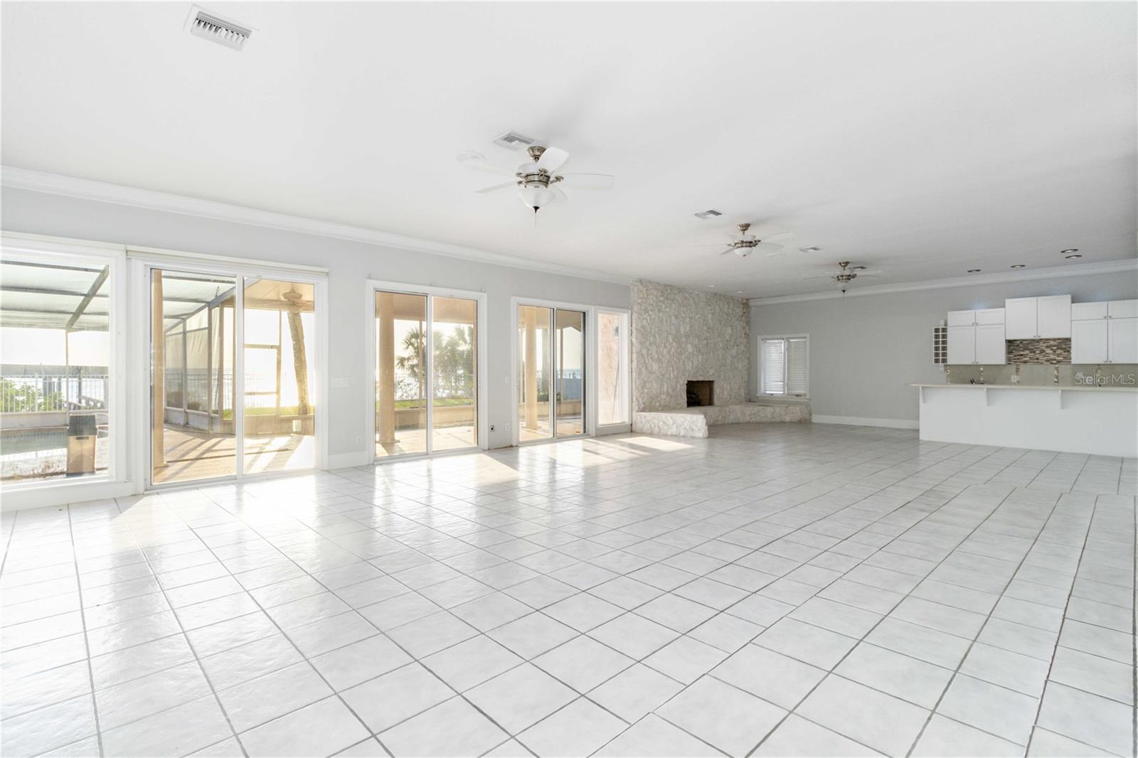3415 S Washington Ave Property Photo 46
